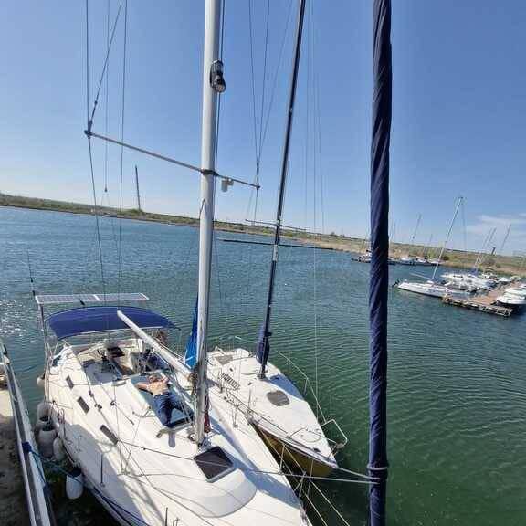 Bavaria 35 Holiday în marină