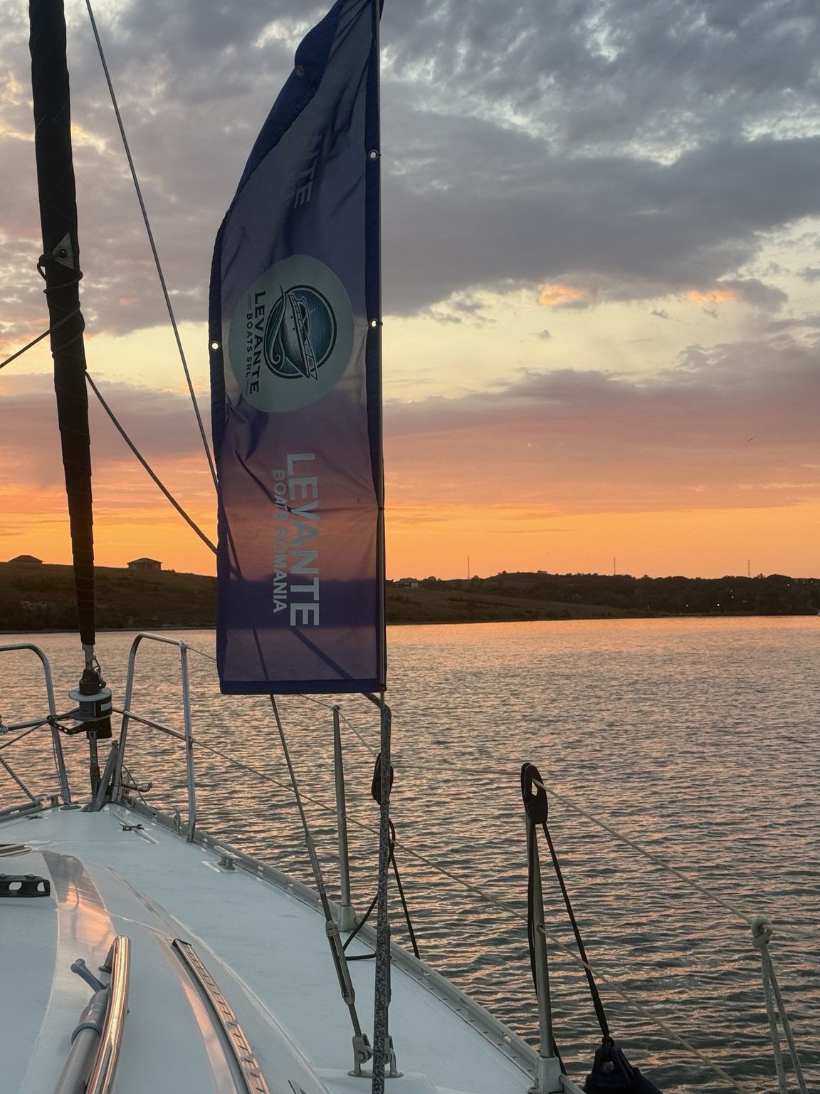 Velier Levante Boats Romania la apus